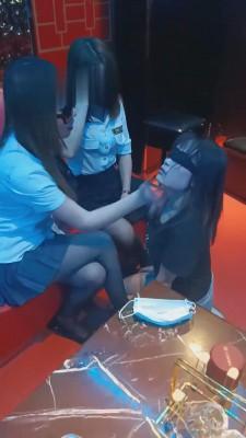 【女慕乐】ktv-双s暴虐 bf12200