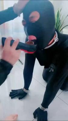 【高傲】家奴伺候主人下班 bf22775