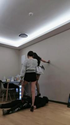 【维妮】开发女仆店小姐姐做S【双视角版】 bf22741