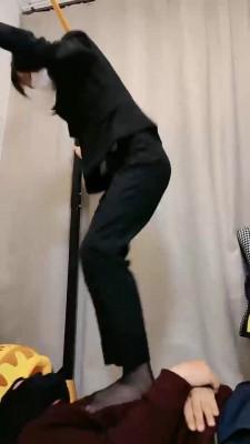 【暴力美学】残暴女总裁对付员工 bf22725
