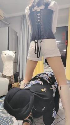 【丫丫】脏长靴S踩踏喂食 bf22602