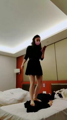 【飞扬女王】骑马+全体重踩踏 bf21633