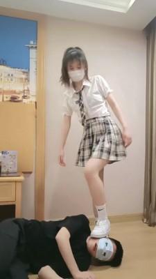 【梵高】脏臭空军肉丝JK素人 bf20017