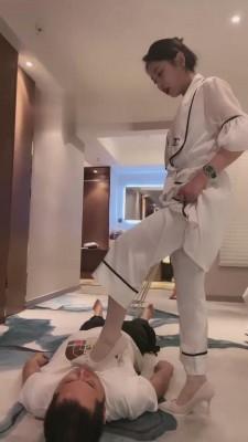【鑫儿教头】藤条狠抽废物狗 bf15553