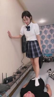 【二宝】jk高跟女孩首调羞辱 bf15320