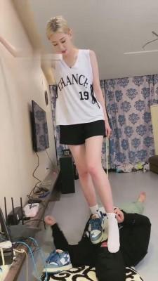 【麋鹿银儿】运动女神VS绿帽狗 bf15289 【麋鹿银儿】运动女神VS绿帽狗 bf15289
