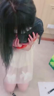 【貂蝉】首调素人女m-舔脚/爬行sp/脚底喂食 bf14966