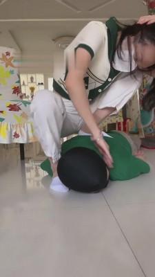 【万一】运动女神匡威白袜虐狗奴 bf14133