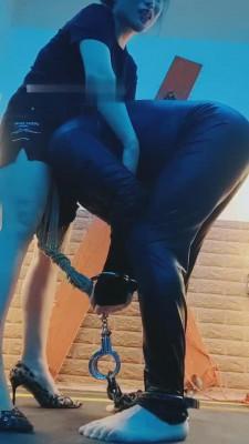 【东营天香百合】暴力惩罚跑骚狗 bf14075