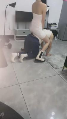 【服子】酒吧精神小妹做S调狗【上】 bf14007