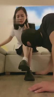 【甜依】JK学生S皮鞋白袜蹂躏 bf13427