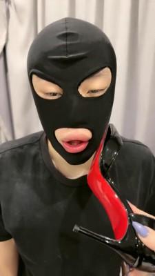 【万黛】御姐高跟裸足玩弄狗 bf21196
