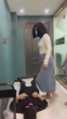 【精神小妹】美甲店三姐妹随性发挥调教 bf12858