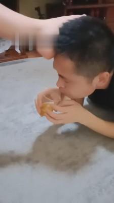 【女慕乐】同事被我带回家玩 bf13135