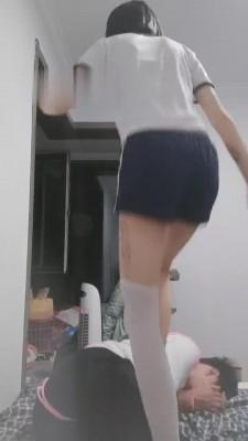 【奶味小仙女】萝莉S白丝舔脚 bf13049