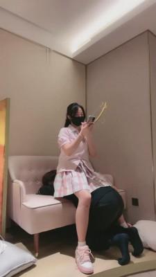 【强抚】JK小姐姐运动鞋白袜羞辱 bf13007