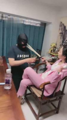 【鑫儿教头】继母重度虐待狗儿子 bf12967