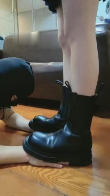 【暴力美学】jk学姐惩罚告密同学 bf12319