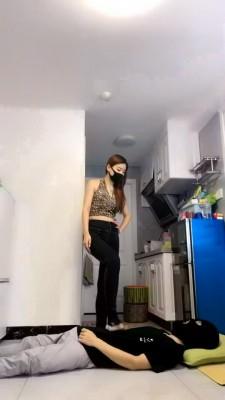 【铃依】TJ偷鞋狗下集 G-210829-13