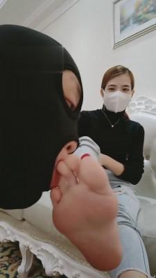 【多多】喜欢老坛酸菜味的臭脚丫子 bf4270