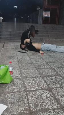 【第一男神】户外极品美女马路调 bf4103