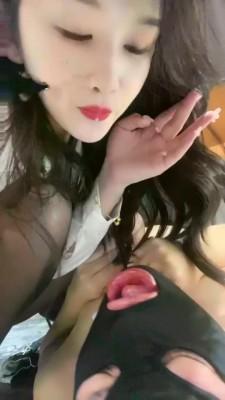 【汐月】舔内裤圣水泡贱狗忍不住 bf3887