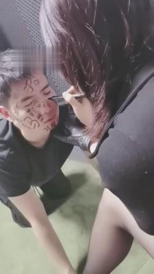【馨儿女神】高跟黑丝羞辱大花猫 bf3762