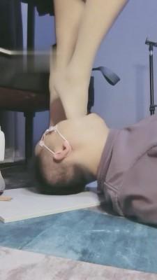 【美柠】肉丝深喉插到干呕 bf3481