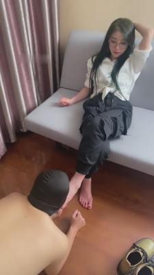 【领主老大】圈养奴无意识暴力升级-畜生化 bf7569