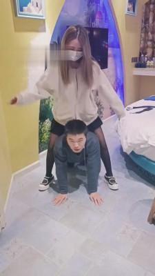 【开发素人】极品美女柠檬暴虐男神 bf7224