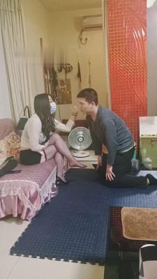 【男神】新女王tj-舔脚耳光鞭打虐乳 bf7251
