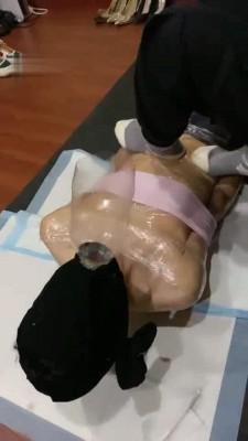 【领主老大】沙发高空跳踩胃扛不住 bf7890