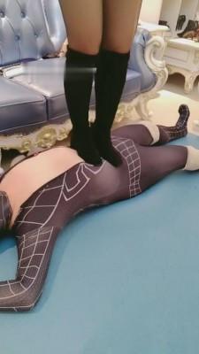 【京S芯瑶】长靴踩踏狗厕奴 bf7881