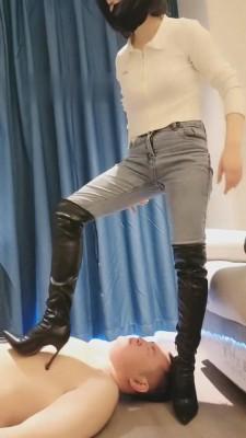 【小拽主人】长靴耳光虐乳专场 bf7139
