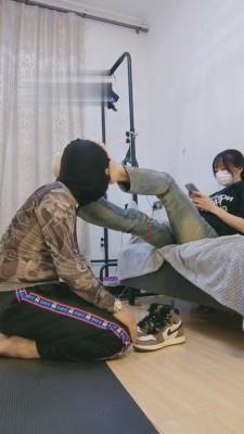 【暴力美学】AJ学生主拿狗当出气筒-拳击/坐脸/圣水 bf6938