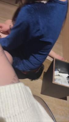【不知名美女】姐妹花黑丝+裸足蹂躏脚下肥狗 bf6912