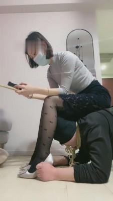 【Q月s】超狠高跟踩踏 bf6798