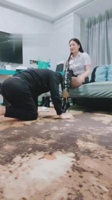 【安妮女王】刑场-踢打踹/鞭打/各种虐贱畜 bf6297