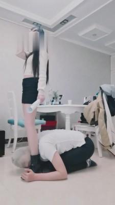 【猫神大人】暴力踢踹男员工 bf6265