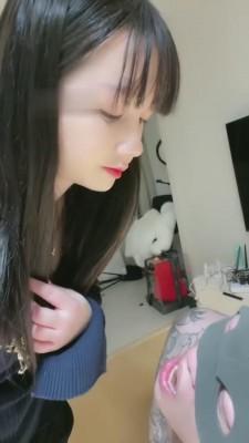 【魔蝎女王】爆抽足耳光收拾社会纹身大哥 bf6445