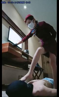 【多多s】空姐制服Tj 第一次直播的贱狗！ bf5557