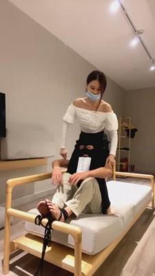 【番番奶奶】捆绑重度虐继父 bf921