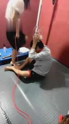 【唯雅】强制圣水/鼻勾/虐乳/捆绑 bf972