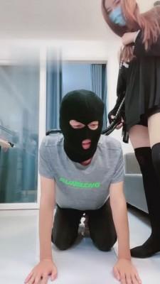 【广州铃依】精神小妹蛇鞭鞭打/踩踏 bf947
