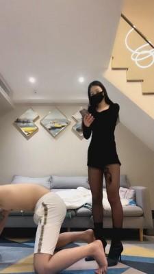 【仙女殿下】黑丝美腿小姐姐踢废男友 bf1405