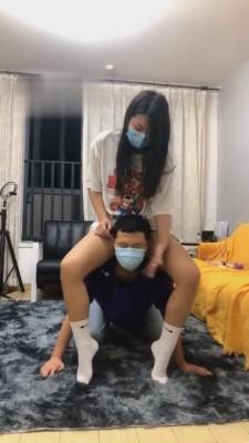 【涵涵】大学生S运动后的白棉袜羞辱【续集】 bf1483