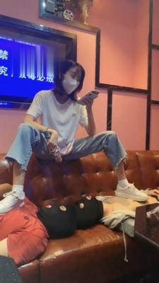 【丞丞】KTV公开处刑双狗 bf2531