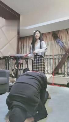 【银河】可爱御姐过膝袜皮鞋羞辱狗 bf2986