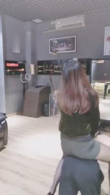 【宇婉莹】木乃伊坐脸除臭窒息 bf3184