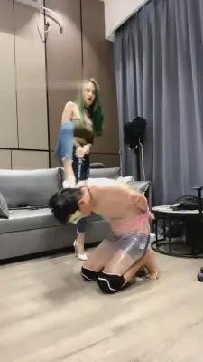 【弯弯小阿姨】木乃伊-圣水纸巾窒息/坐脸/插嘴 G-210714-19